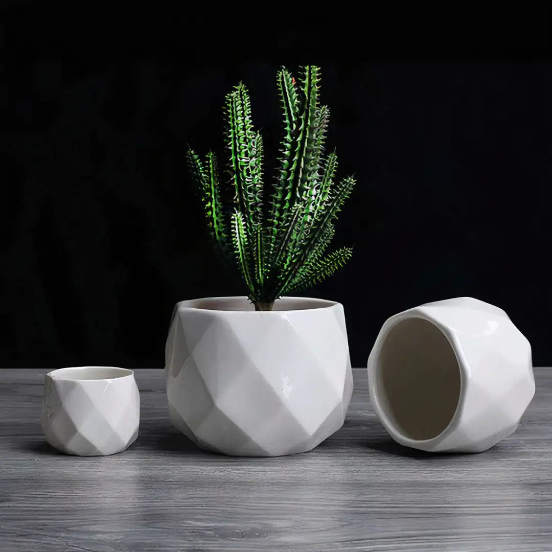 Ceramic Trio – Rounded Diamond-Shaped Planters Set