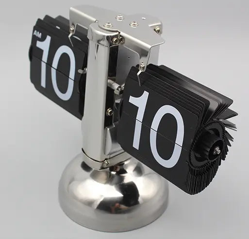 Vintage-Inspired Retro Flip Clock